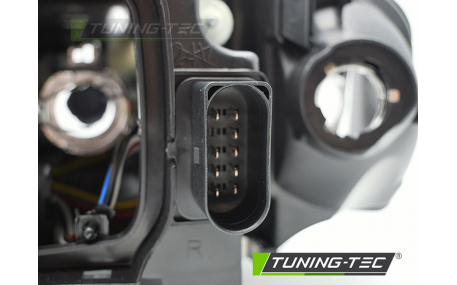 Фара передняя Audi A3 8P 2003-2008