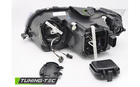 Фара передняя Audi A3 8P 2003-2008