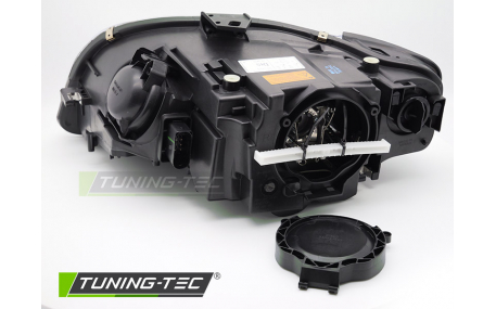 Фара передняя Audi A4 B7