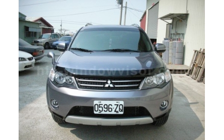 Дефлектор капота Mitsubishi Outlander XL