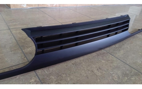 Решетка радиатора Volkswagen Golf 3