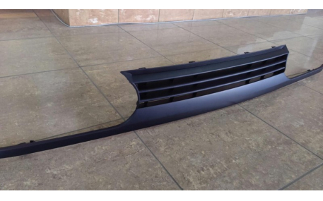 Решетка радиатора Volkswagen Golf 3