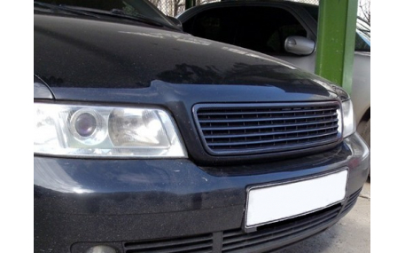Решетка радиатора AUDI A4 B5