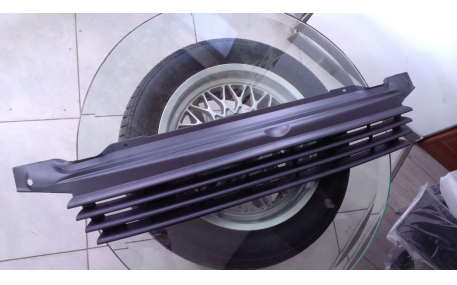 Решетка радиатора Volkswagen T4