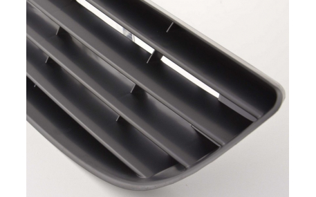 Решетка радиатора Opel Zafira A