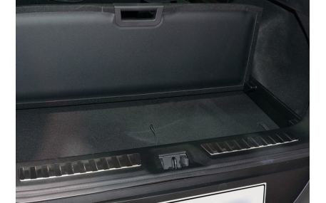 Накладка на задний бампер Renault Kadjar