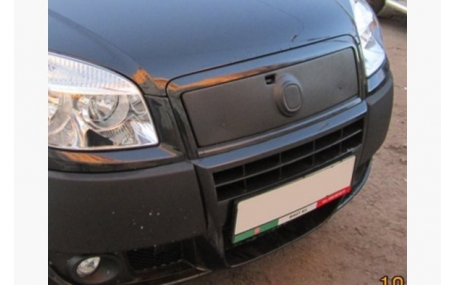 Зимняя накладка на решетку Fiat Doblo