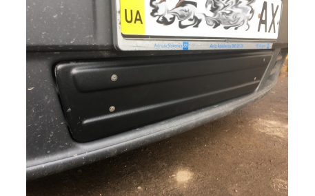 Зимняя накладка на решетку Opel Vivaro