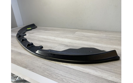 Накладка передняя Ford Fiesta