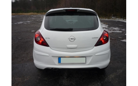 Накладка задняя Opel Corsa D