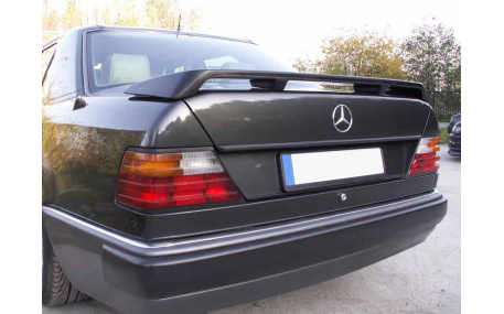 Спойлер Mercedes E-class W124