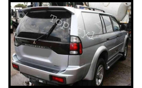 Спойлер Mitsubishi Pajero Sport