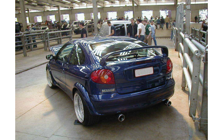 Спойлер Renault Megane