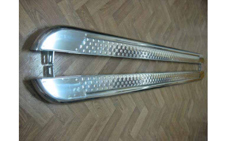 Подножки AUDI Q7