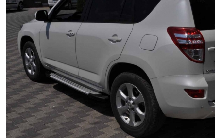 Подножки Toyota RAV4