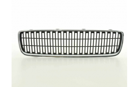 Решетка радиатора Volvo V70