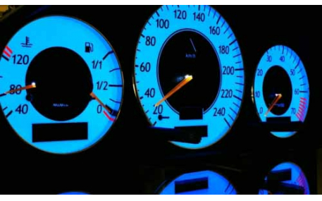 Шкалы приборов Mercedes