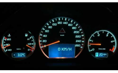 Шкалы приборов Mercedes E-class W210