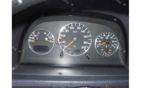 Шкалы приборов Mercedes