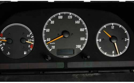 Шкалы приборов Mercedes