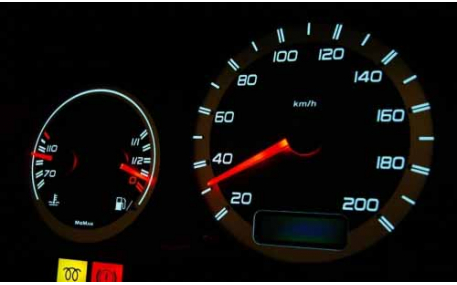 Шкалы приборов Mercedes