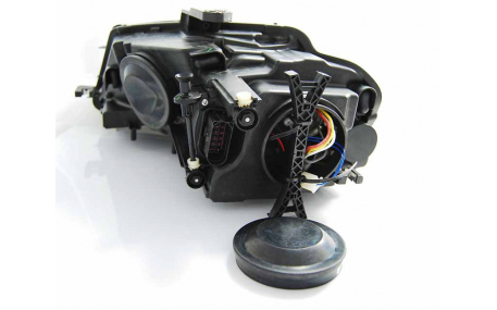 Фары передние AUDI A3 8P 2008-2012