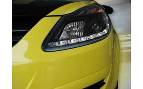 Фары передние Opel Corsa D
