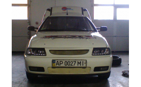 Фары передние Seat