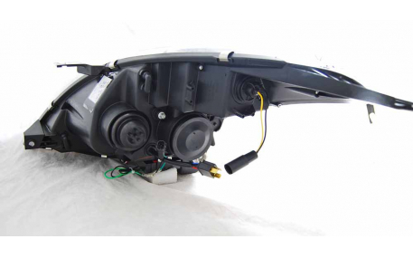 Фары передние Suzuki Swift