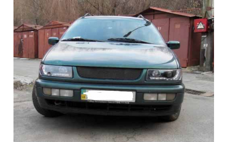 Фары передние Volkswagen Passat B4