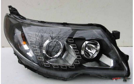 Фары передние Subaru Forester 2008-2012