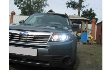Фары передние Subaru Forester 2008-2012