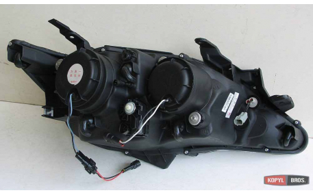 Фары передние Toyota Camry V50