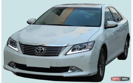 Фары передние Toyota Camry V50