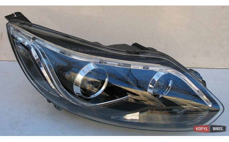 Фары передние Ford Focus MK3 2011-2014