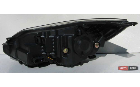 Фары передние Ford Focus MK3 2011-2014