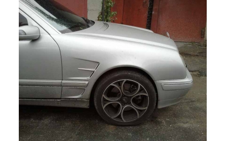 Крылья Mercedes E-class W210