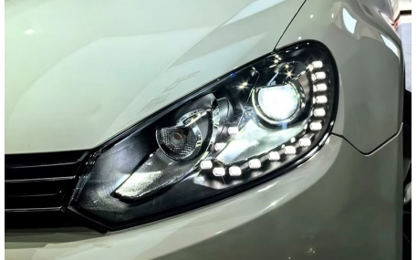 Фары передние Volkswagen Golf 6