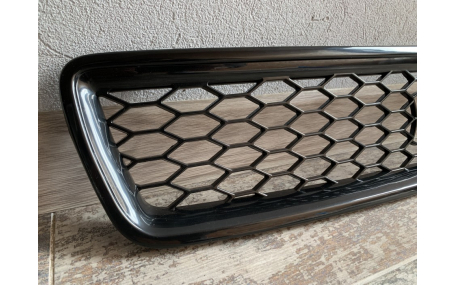 Решетка радиатора AUDI A4 B5