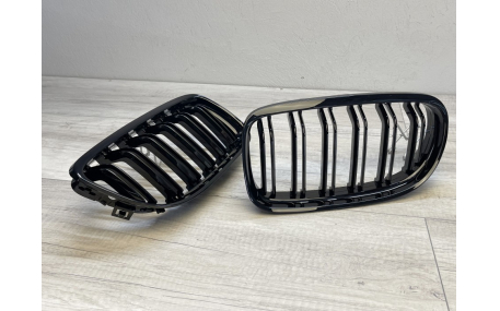 Решетка радиатора BMW 3 E90 2009-2012