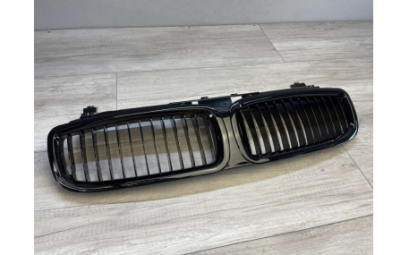 Решетка радиатора BMW 7 E65 2002-2005