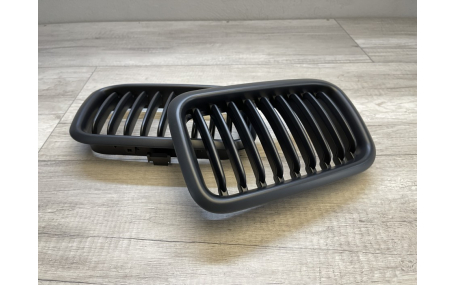 Решетка радиатора BMW E36