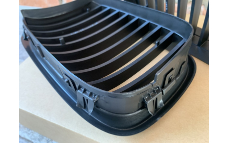 Решетка радиатора BMW 5 (E39)