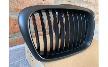 Решетка радиатора BMW 5 (E39)