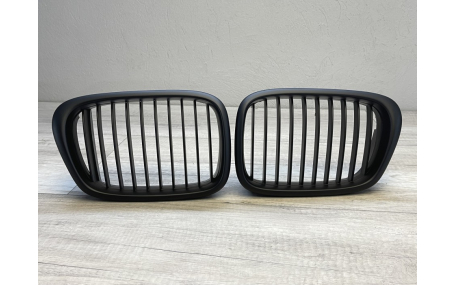 Решетка радиатора BMW 5 (E39)