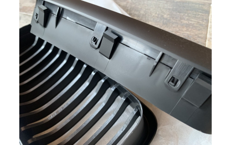 Решетка радиатора BMW E38