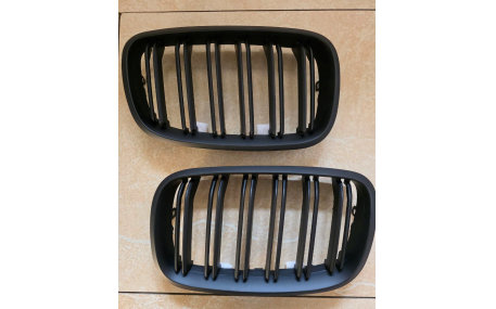 Решетка радиатора BMW X5 (E70)