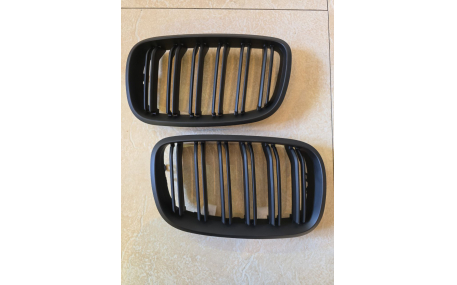 Решетка радиатора BMW X5 (E70)