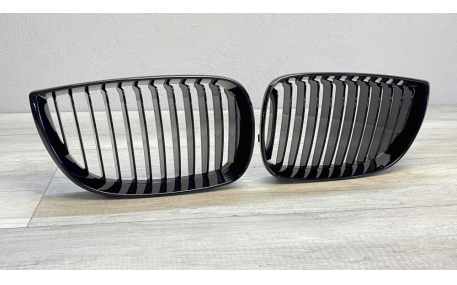 Решетка радиатора BMW 1 E87 2004-2007