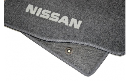 Коврики в салон Nissan Juke